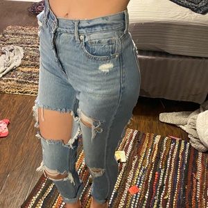 American Eagle Ripped Mom Jeans